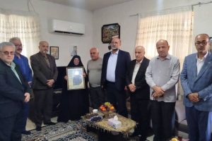 دیدار با خانواده شهید